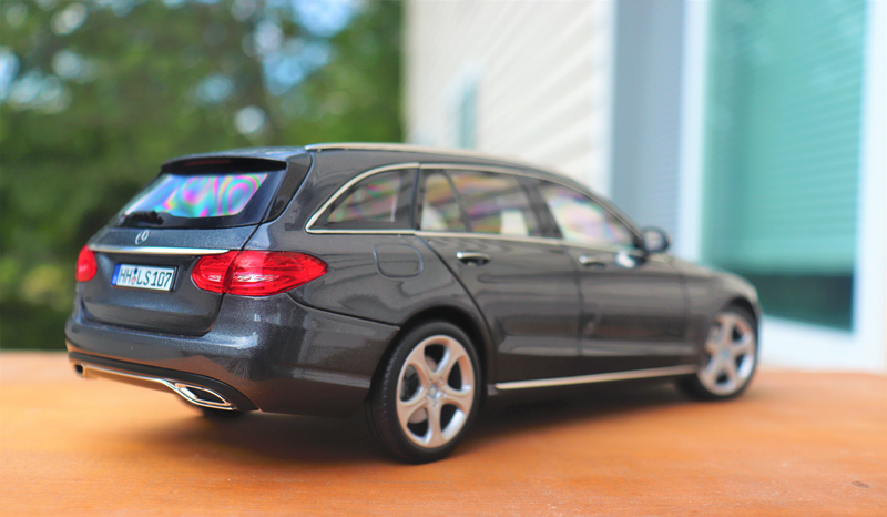 Illustration for article titled 1/18 Mercedes Benz S205 C-Class WagonÂ
